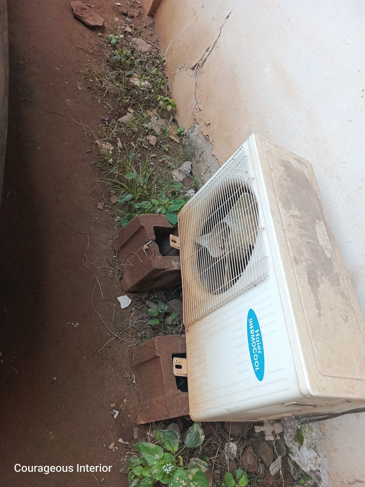An outdoor air-conditioning condenser unit